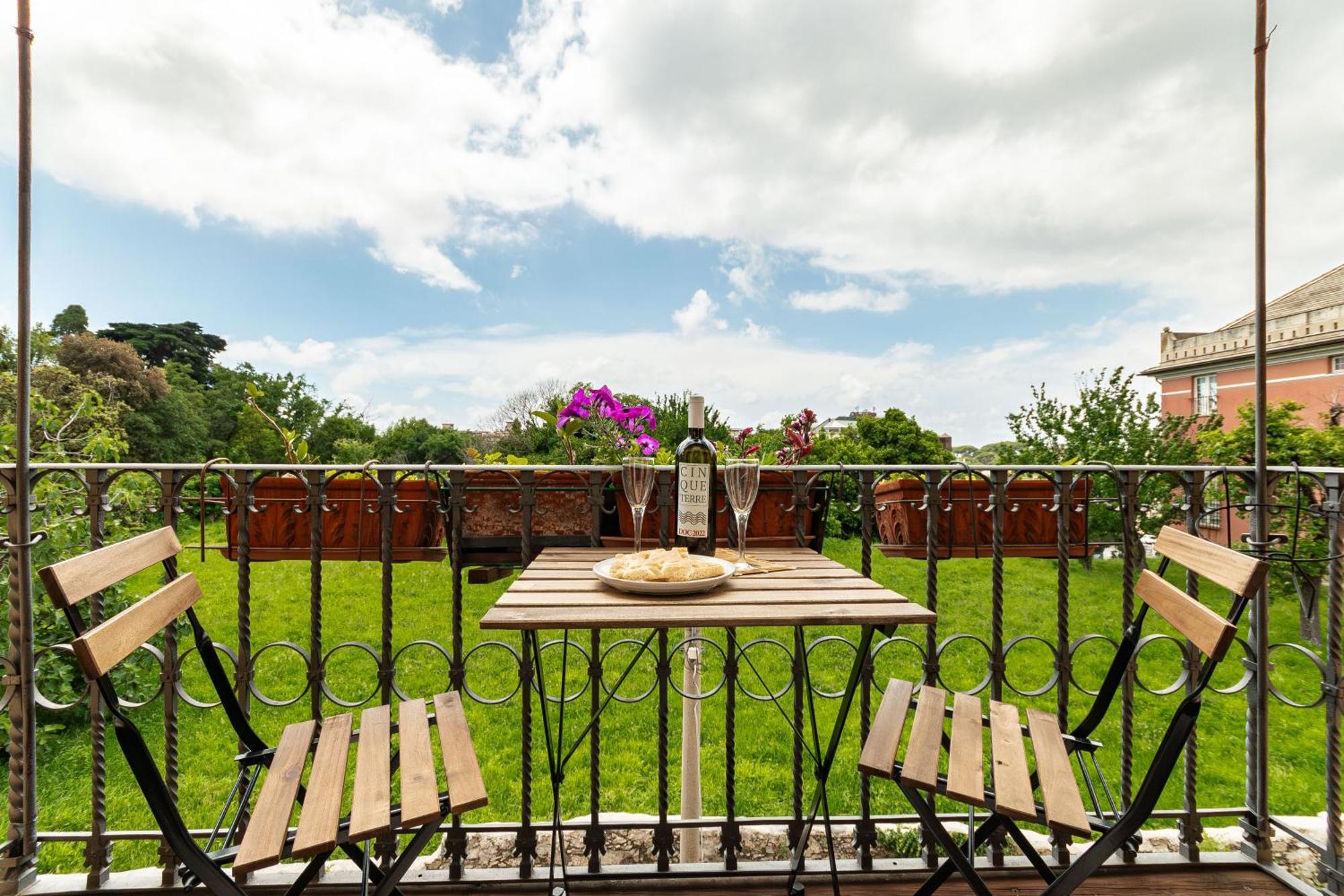 Spacious 3-bedroom - 10 Min To Center & 5 Min To Gaslini Hospital Appartement *
