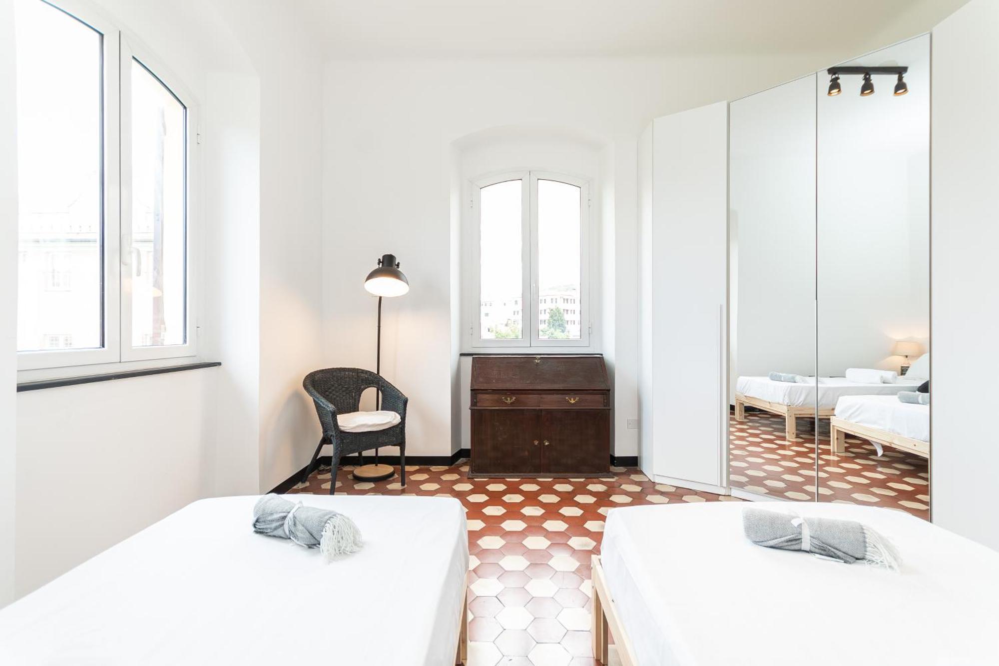 Spacious 3-bedroom - 10 Min To Center & 5 Min To Gaslini Hospital * Genua